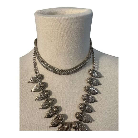 Macys gold tone choker attached necklace NWT - Picture 4 of 4